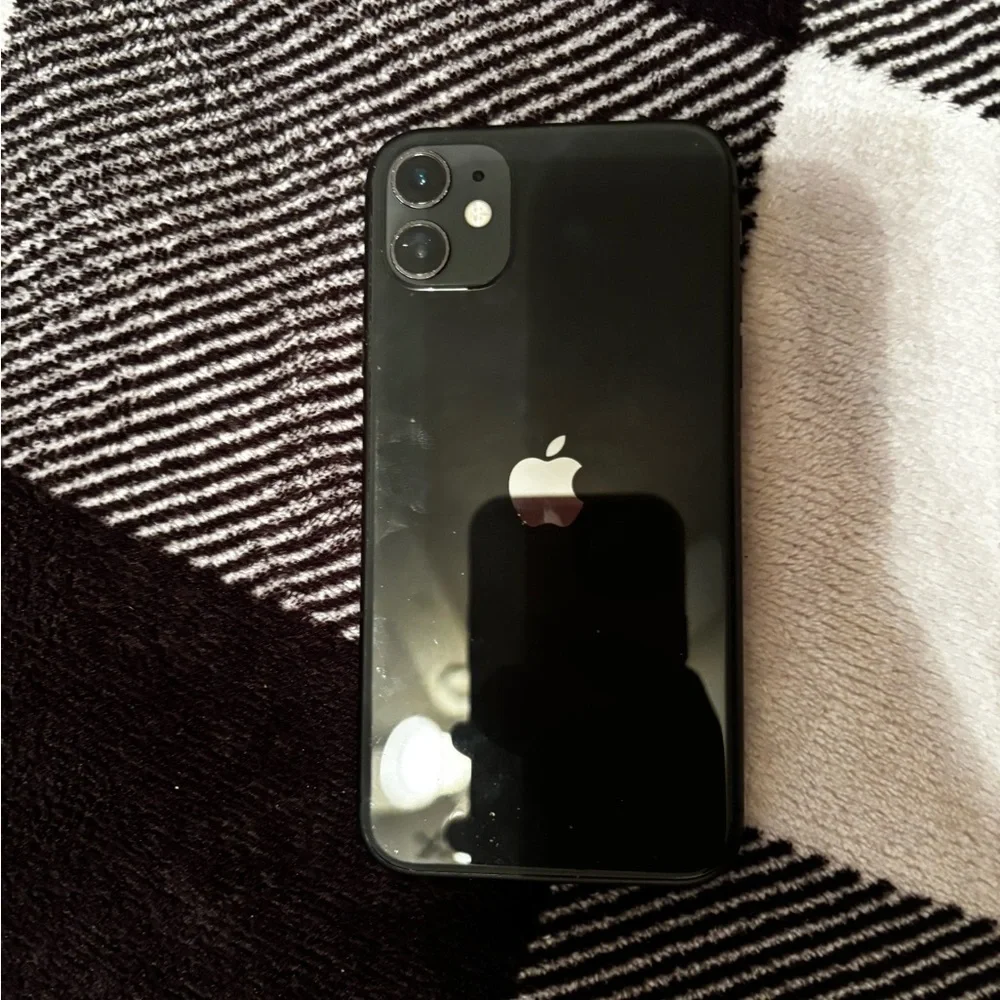 Apple IPhone 11 - Black